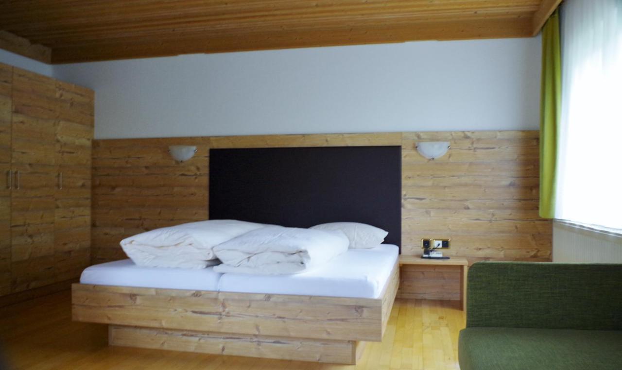 Hotel Edi سامنون المظهر الخارجي الصورة