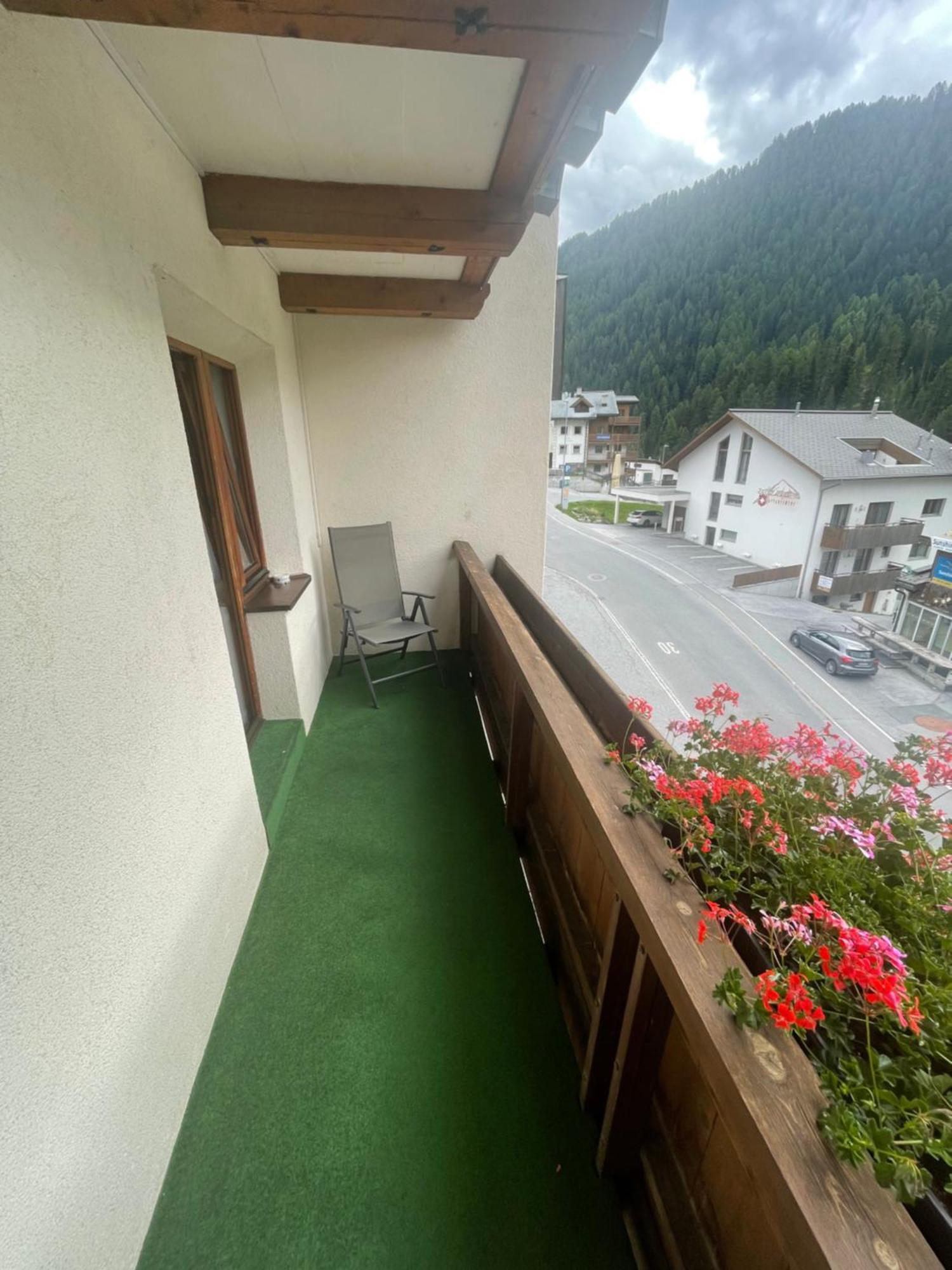 Hotel Edi سامنون المظهر الخارجي الصورة