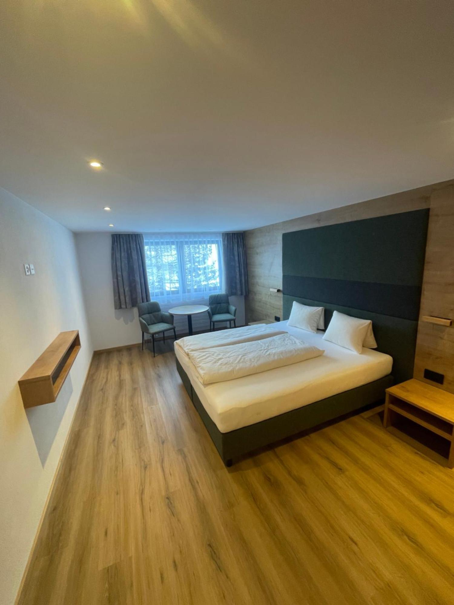 Hotel Edi سامنون المظهر الخارجي الصورة